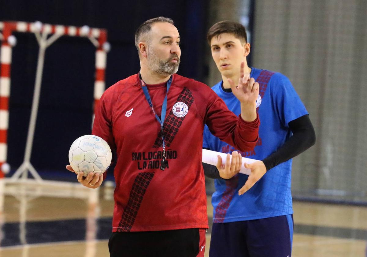 El BM Logroño tiene entre algodones a Rivero y Ponciano