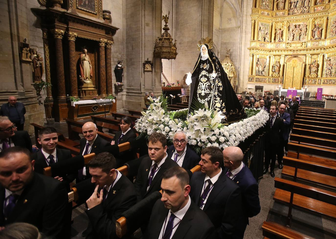 La Virgen de los Dolores abre la Semana Santa logroñesa