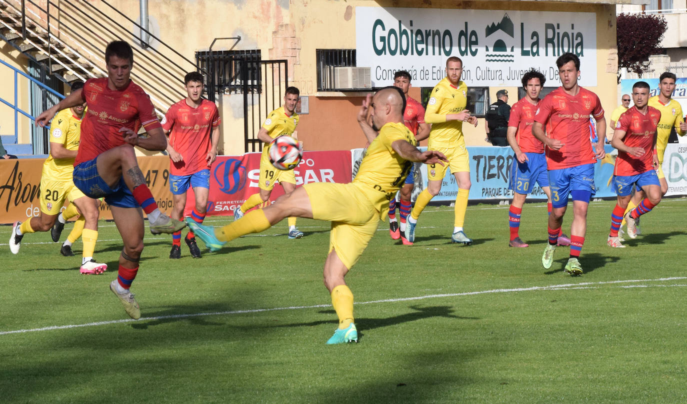 Las imágenes del derbi Calahorra-UDL