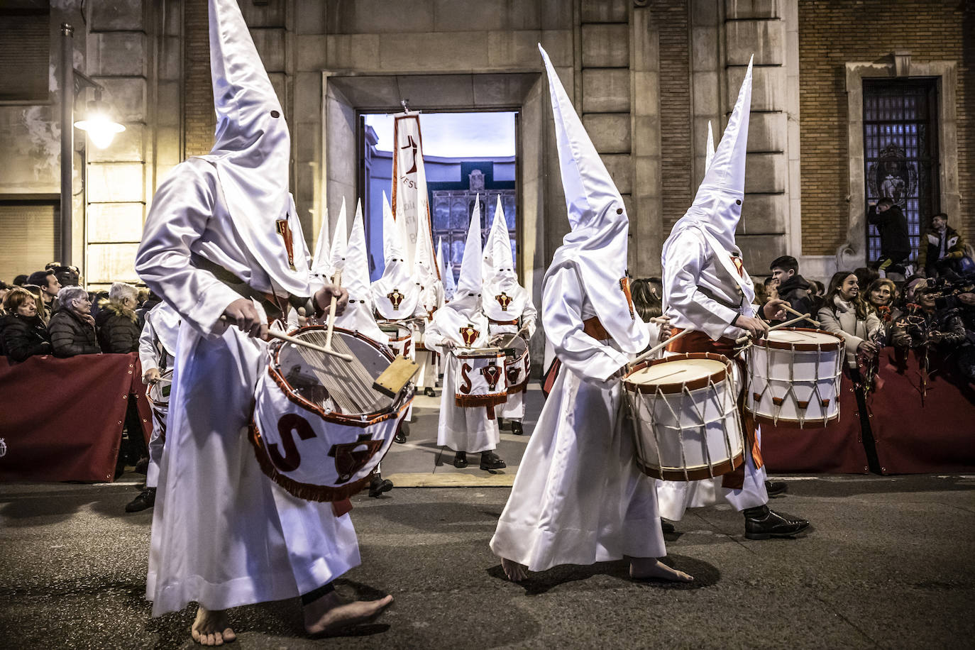 La procesión de La Flagelación, en imágenes