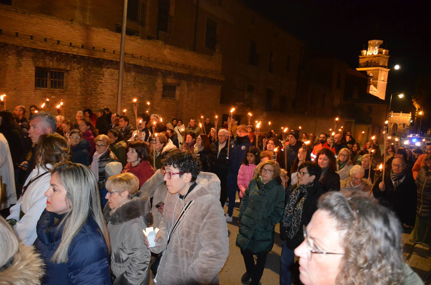 La procesión de antorchas, en imágenes