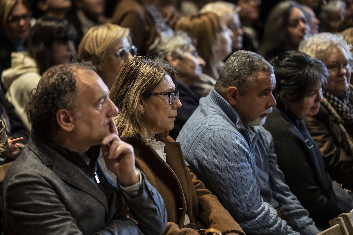 Limpieza y veneración del Cristo yacente