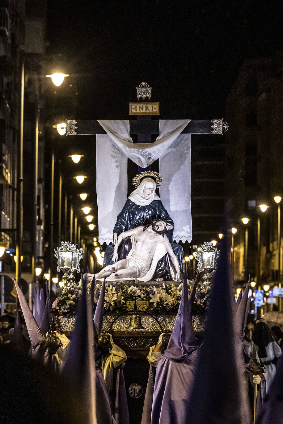 Las imágenes de la procesión de Vía Crucis de Nuestra Señora de la Piedad