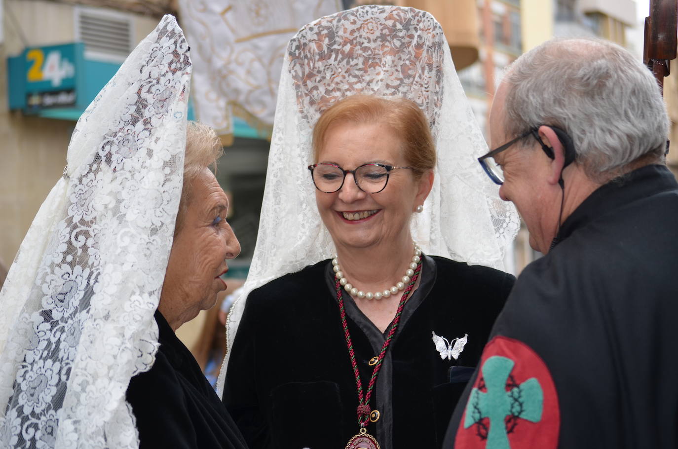 Las imágenes del encuentro entre la virgen Gloriosa y Cristo Resucitado en Calahorra