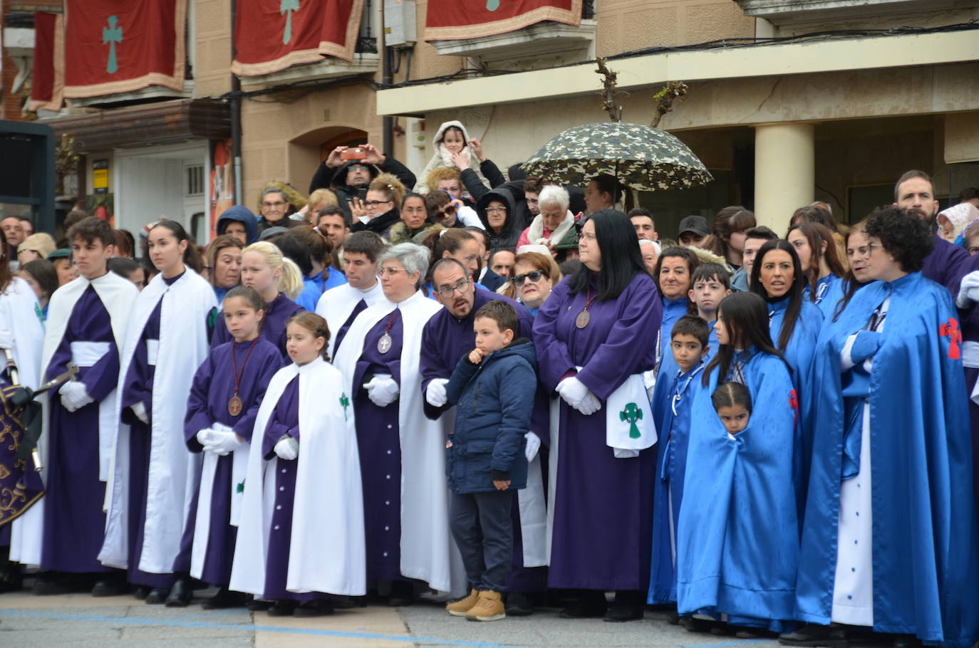 Las imágenes del encuentro entre la virgen Gloriosa y Cristo Resucitado en Calahorra