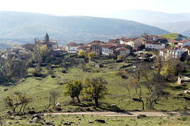 Vista panorámica del pueblo de Almarza de Cameros en una imagen de archivo.