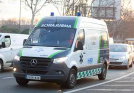 Ambulancia de La Rioja Cuida, en Logroño.