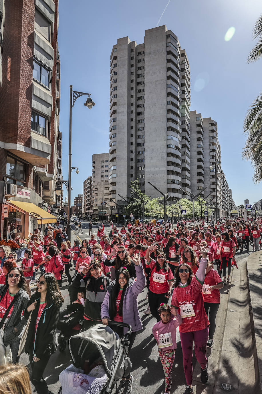 Las imágenes de la Carrera de la Mujer (I)