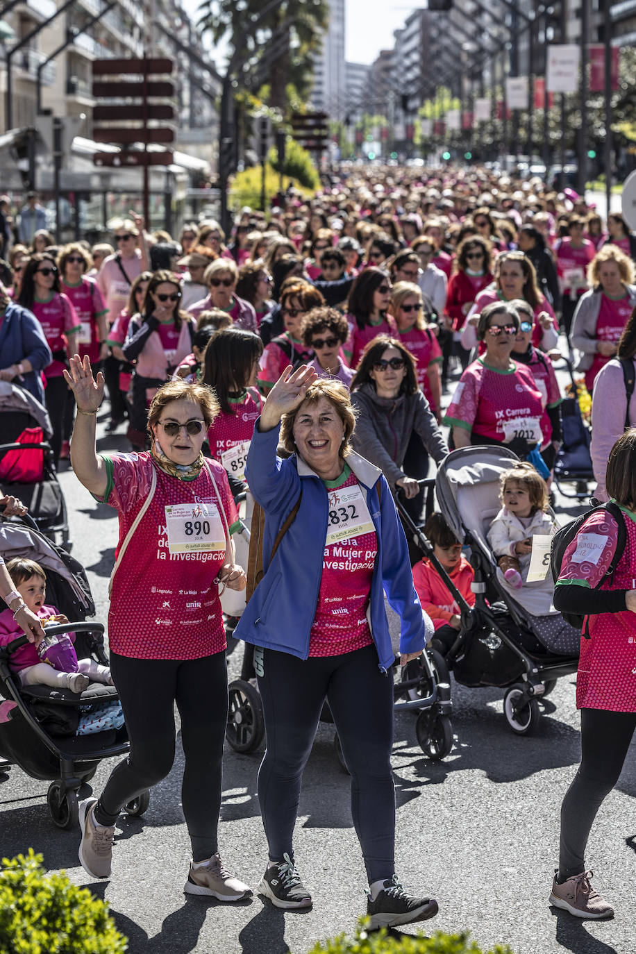 Las imágenes de la Carrera de la Mujer (I)