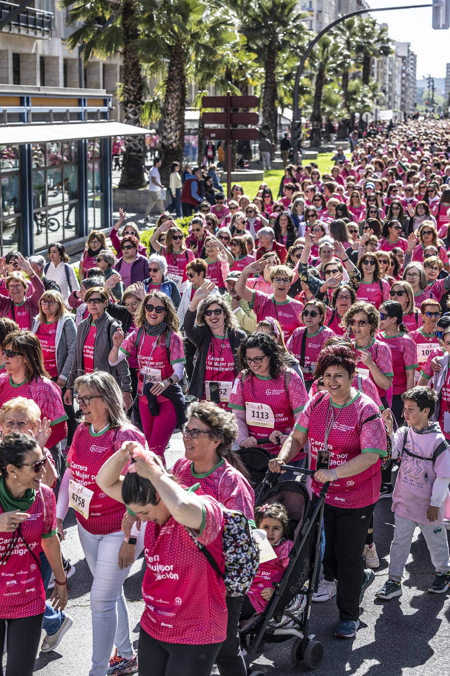 Las imágenes de la Carrera de la Mujer (I)