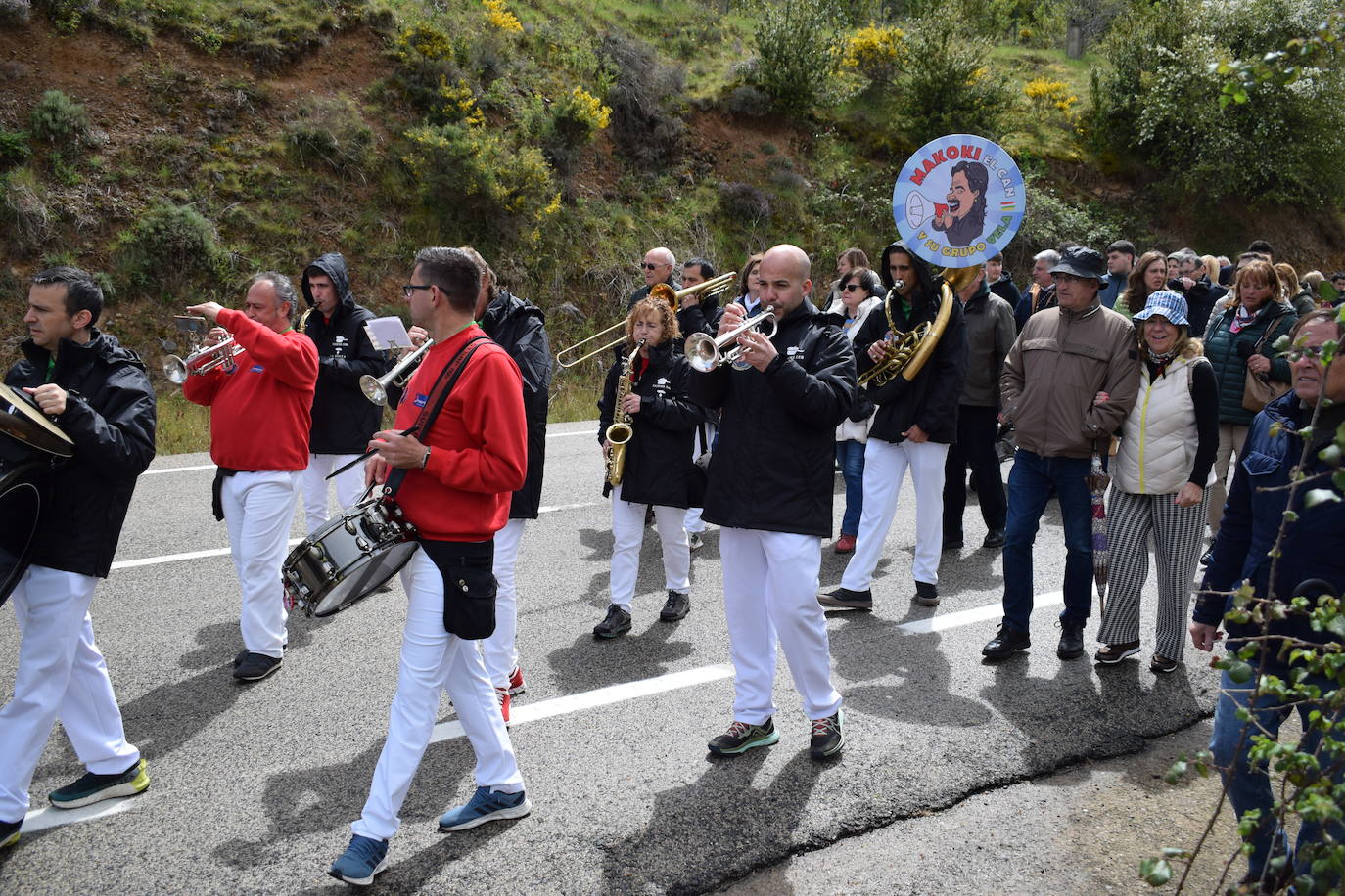 Procesión de la Virgen de Tómalos en Torrecilla