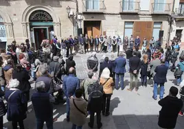 Concentración celebrada en la plaza de San Bartolomé.