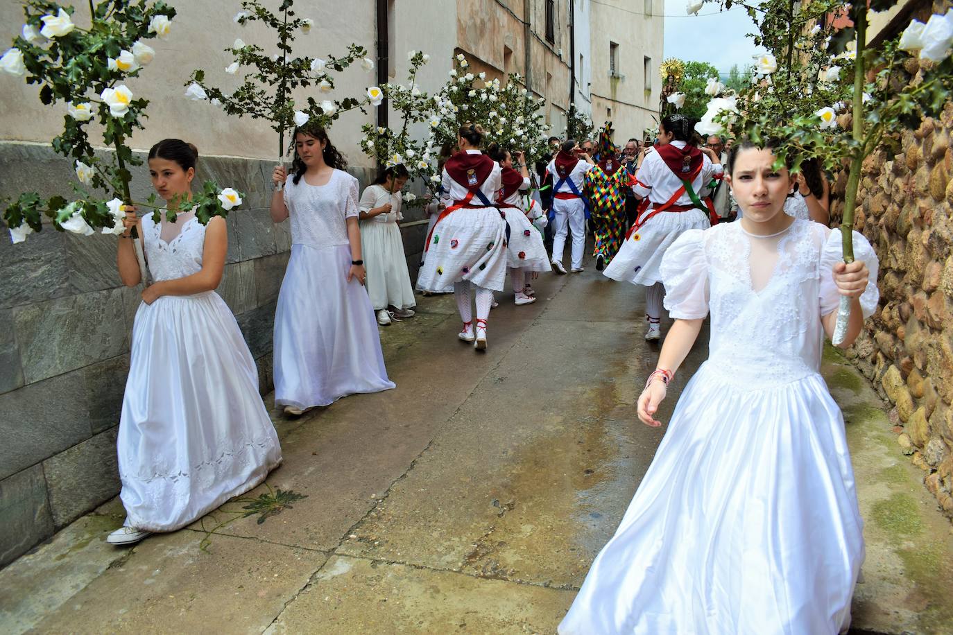 Las mejores postales de la procesión de las Doncellas