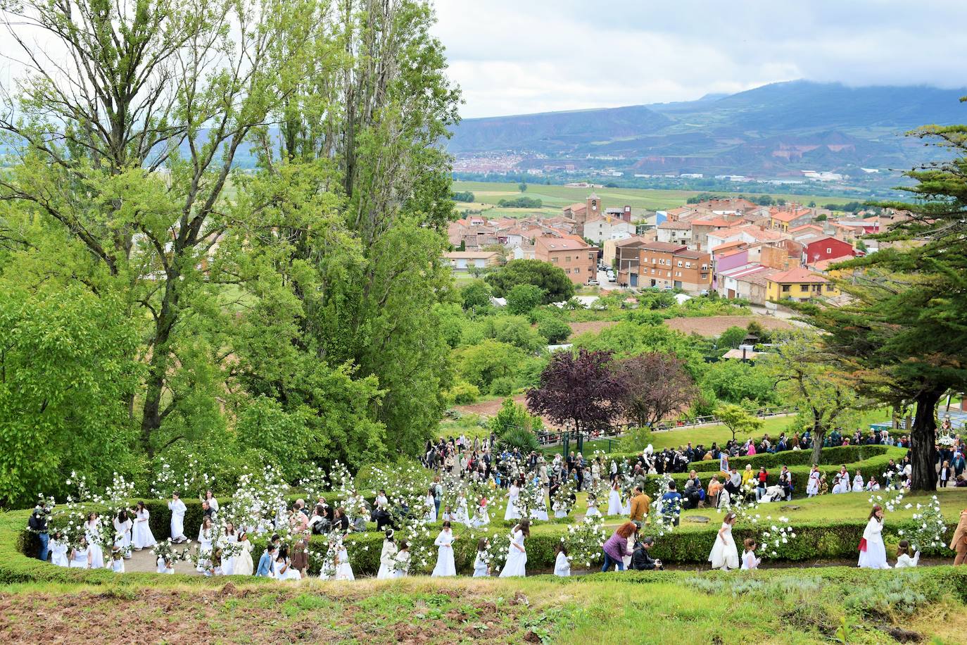 Las mejores postales de la procesión de las Doncellas