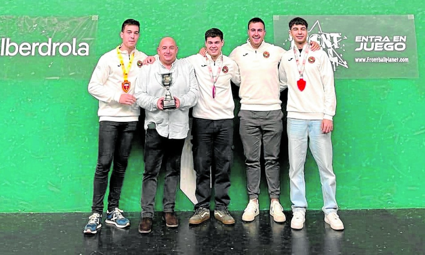 Un oro y dos platas en el Nacional sub 22 para La Rioja