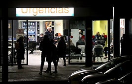 Pacientes a la espera de atención médica, en el servicio de Urgencias del Carpa, en una imagen de archivo.