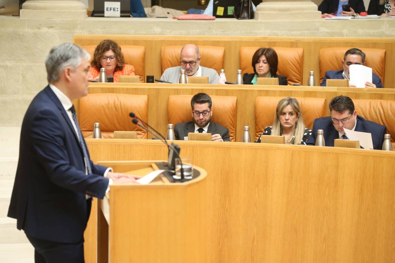 Las imágenes del pleno del Parlamento