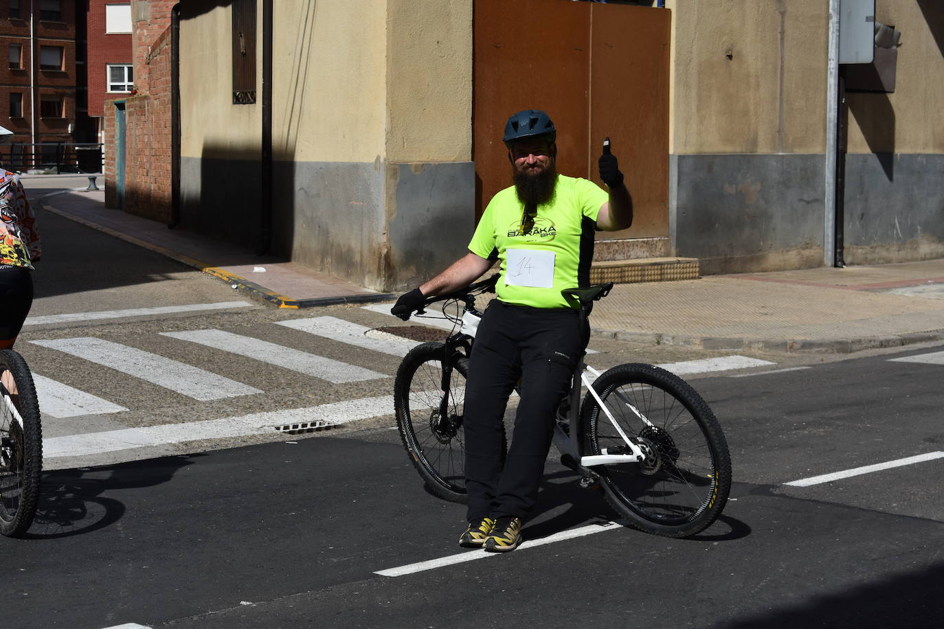 Ochenta ciclistas en el Día de la bici de Quel