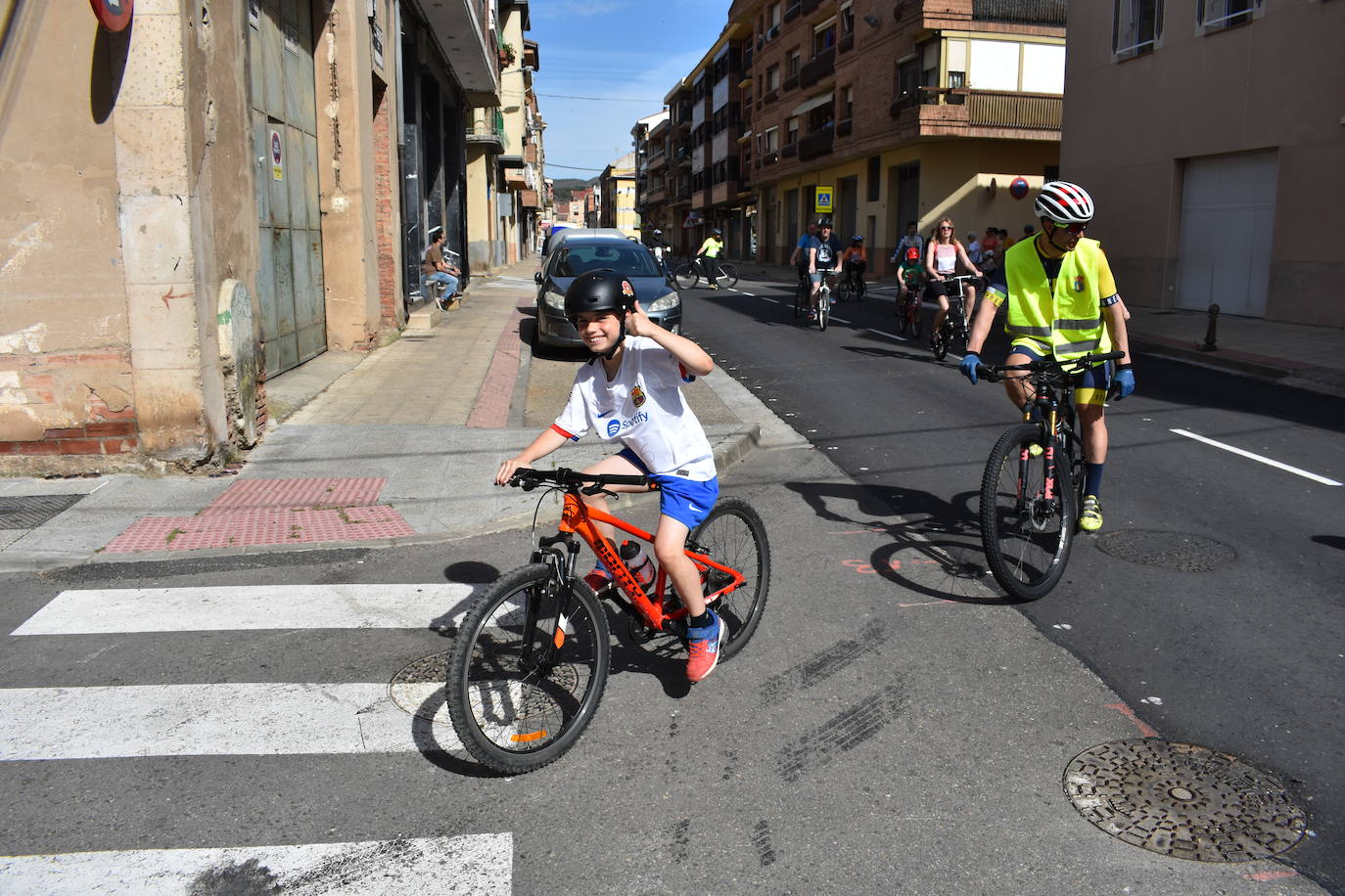 Ochenta ciclistas en el Día de la bici de Quel