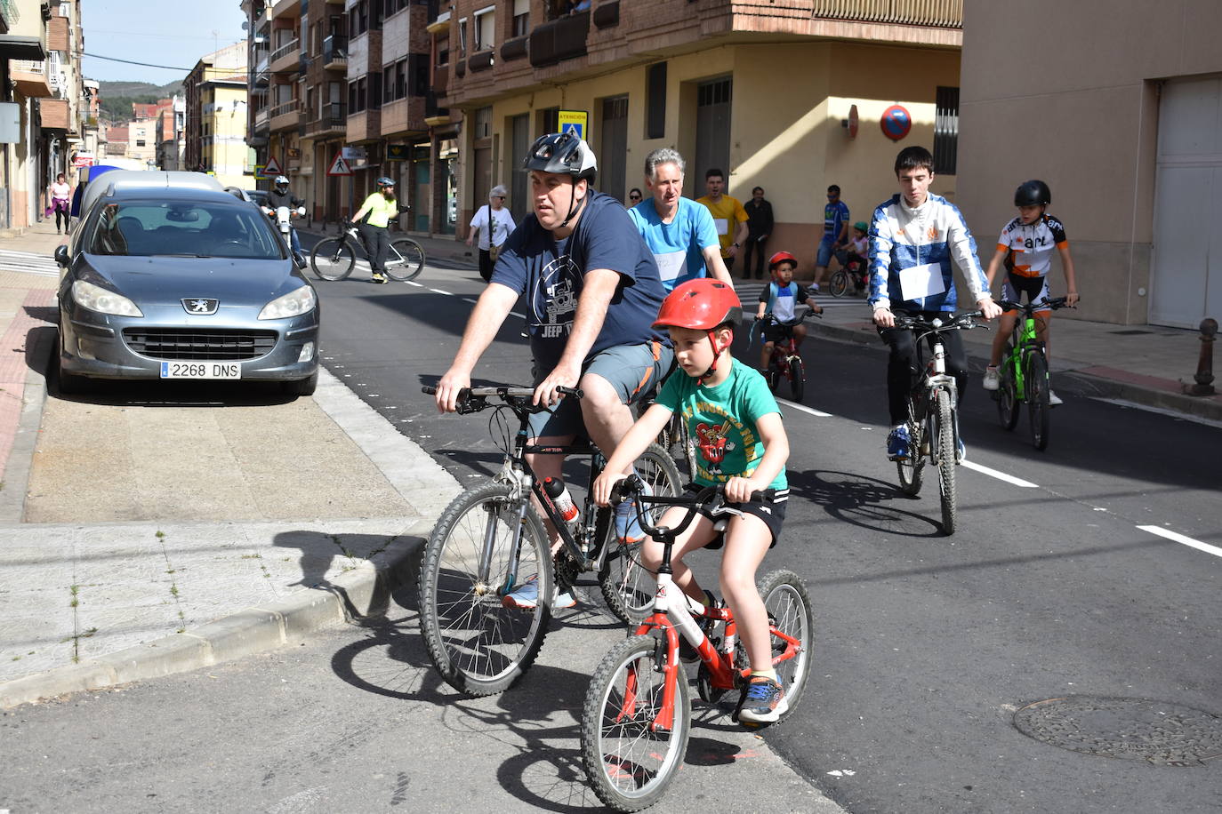 Ochenta ciclistas en el Día de la bici de Quel