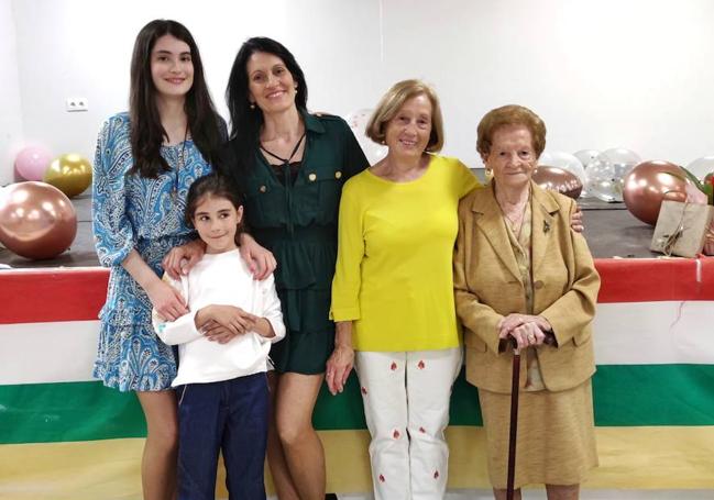 Las cuatro generaciones.