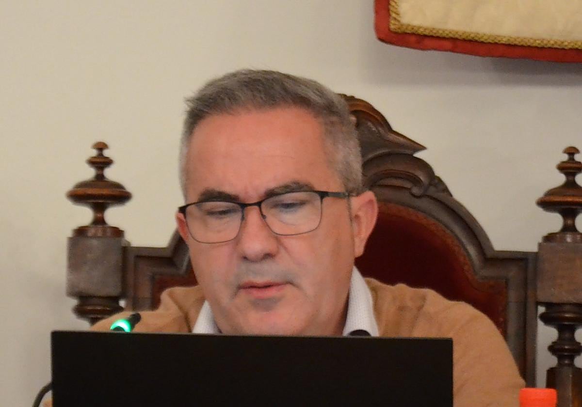 Todos los partidos, salvo el PSOE, acordaron en el pleno solicitar más agentes de la Guardia Civil