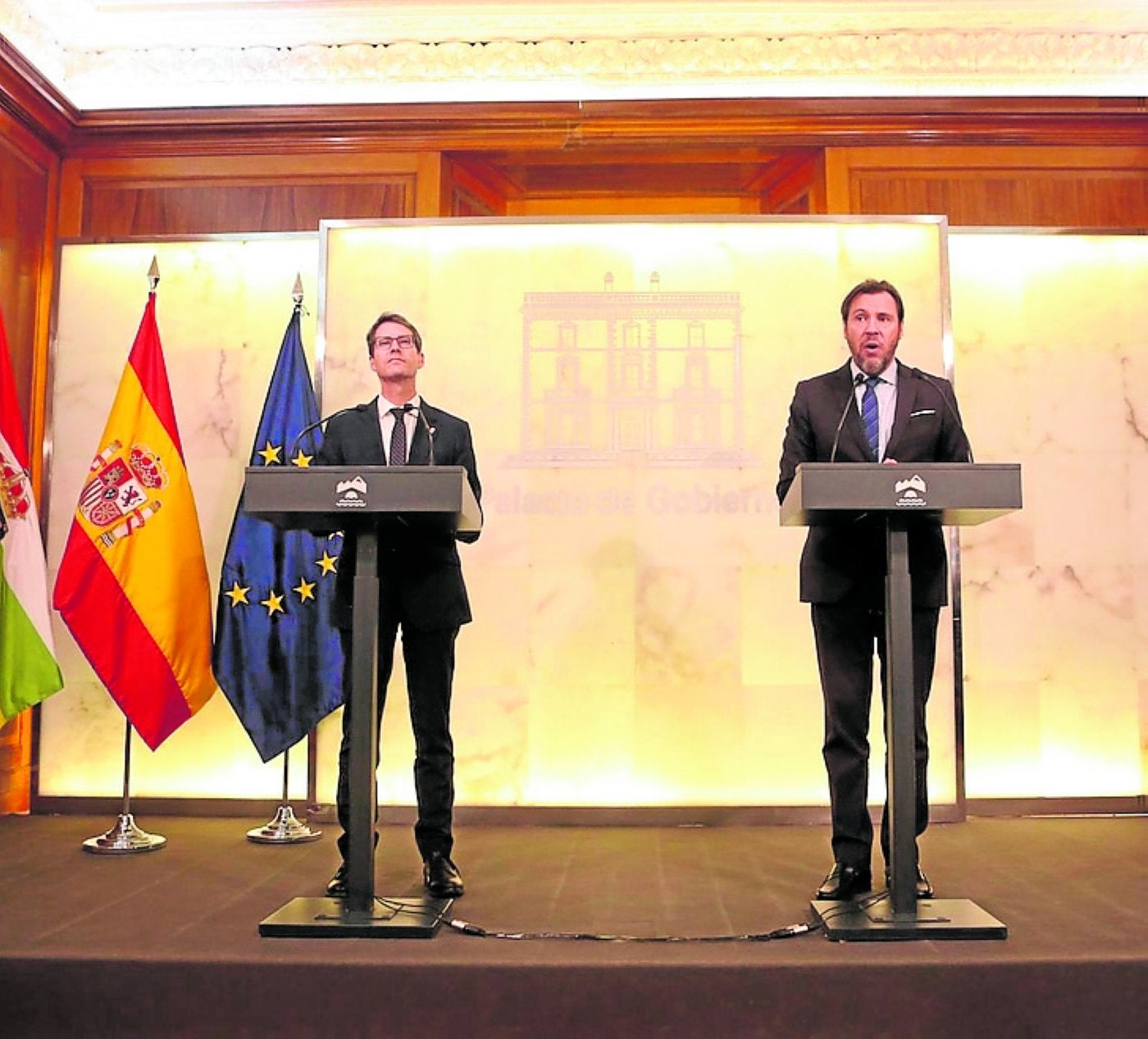Un ministro que hace de ministro