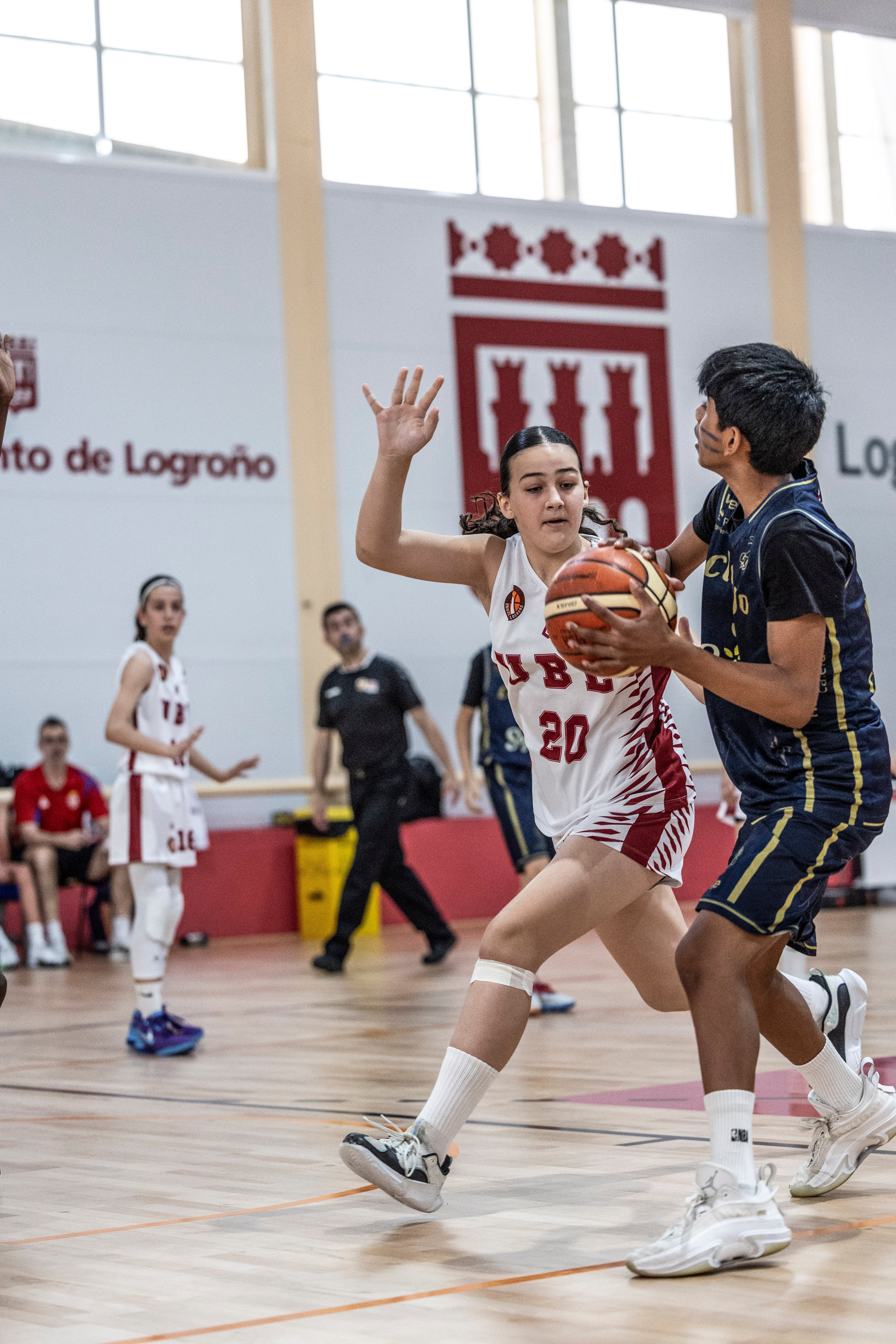 Lobete acoge la segunda jornada del Día del Mini