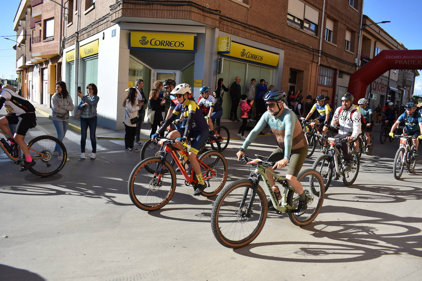 La XI BTT de la seta y el champiñón de Pradejón contó con 210 ciclistas