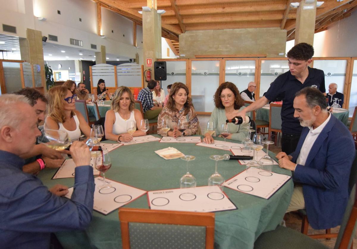 Entrega de premios y cata de los vinos de Ramón Bilbao