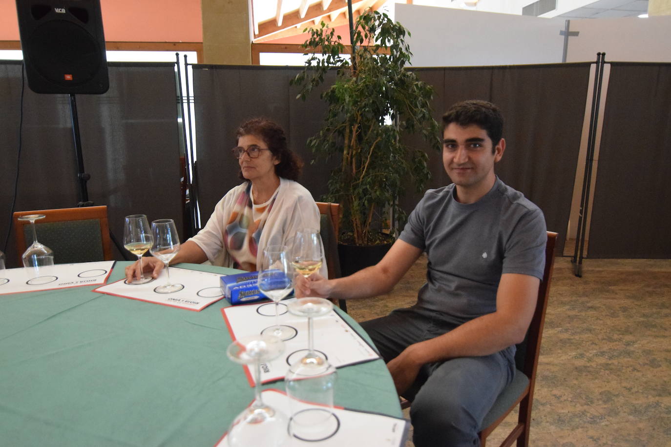 Entrega de premios y cata de los vinos de Ramón Bilbao