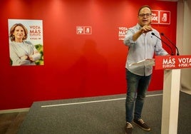 «Es necesario que todo el voto progresista se concentre en el PSOE», dice Luena