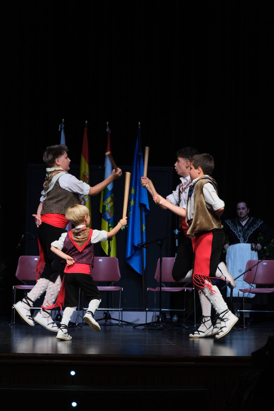 VIII Festival Folklórico Infantil, en imágenes