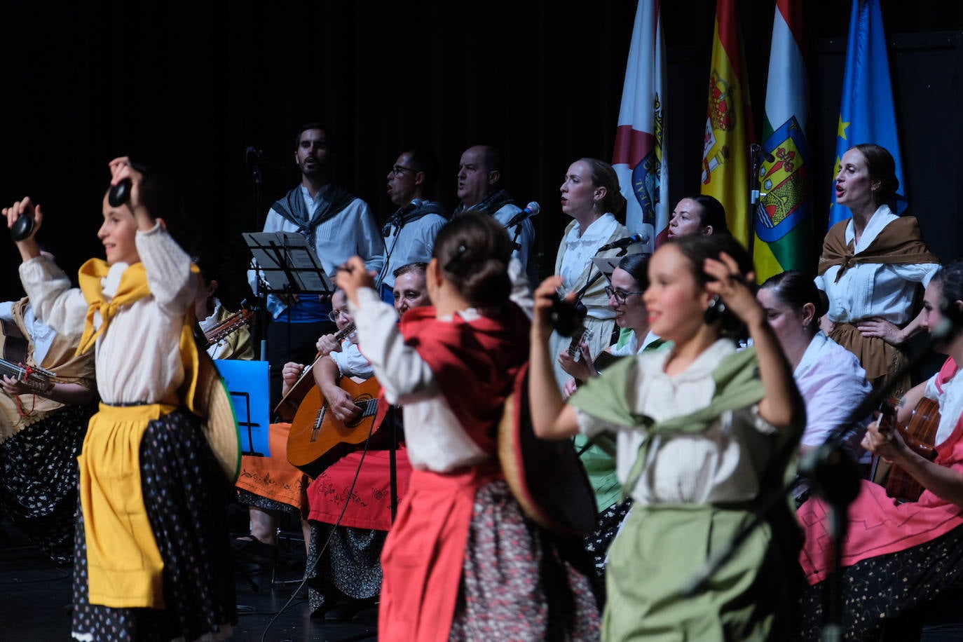 VIII Festival Folklórico Infantil, en imágenes