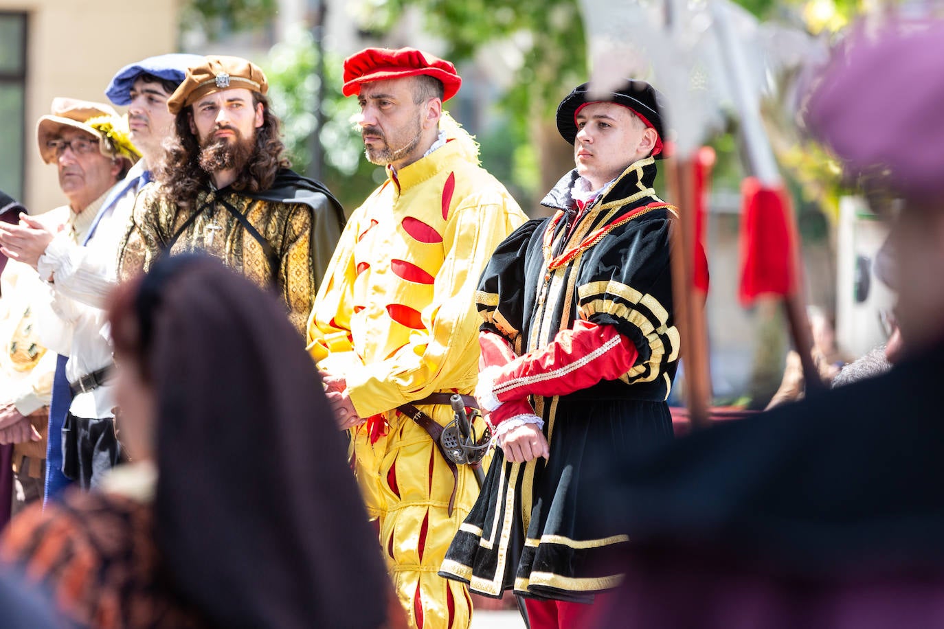 Desfile de Carlos V por las calles de Logroño