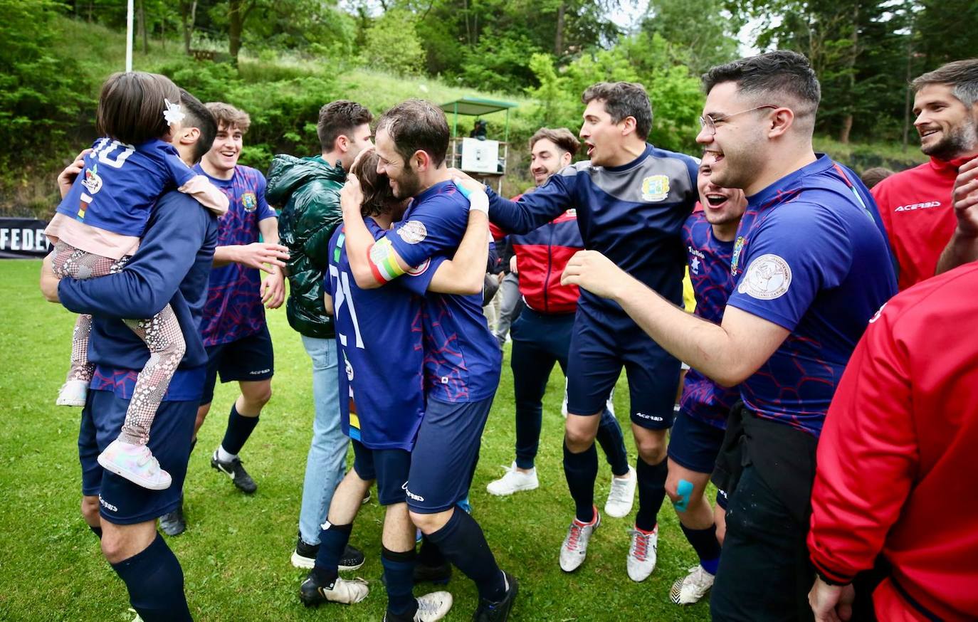 La celebración del Anguiano tras su pase a la fase nacional