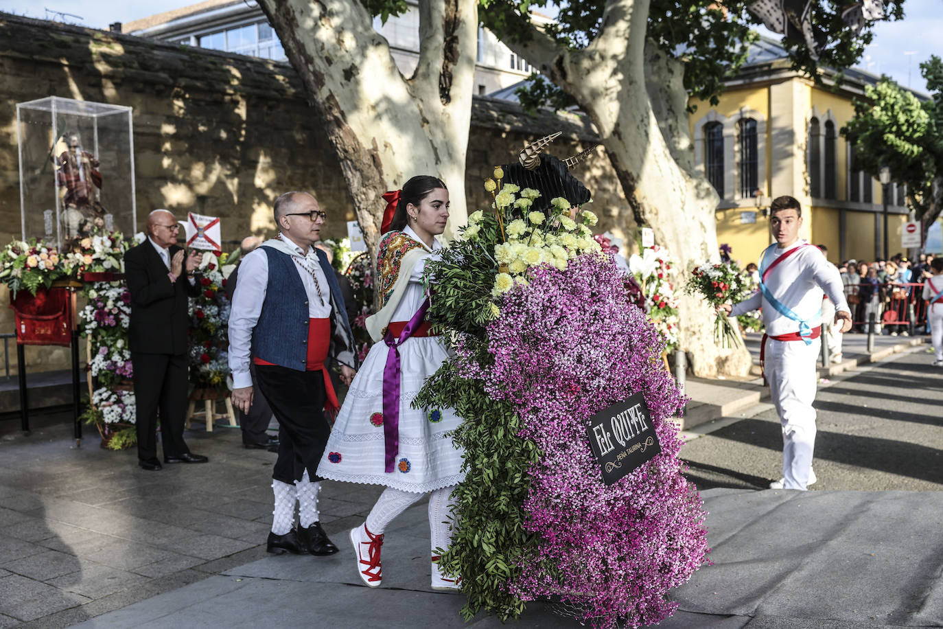 Ofrenda floral a San Bernabé