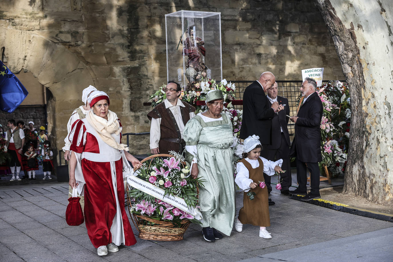 Ofrenda floral a San Bernabé