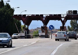 Peaje de la AP-68, en Logroño.