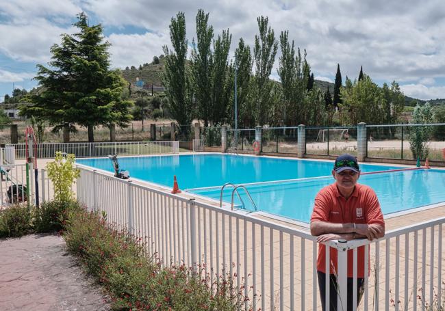 En el barrio de El Cortijo, las piscinas estaban listas para su apertura.