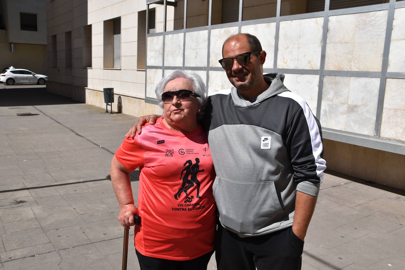 Deporte en la calle y VIII carrera a favor de la AECC en Autol