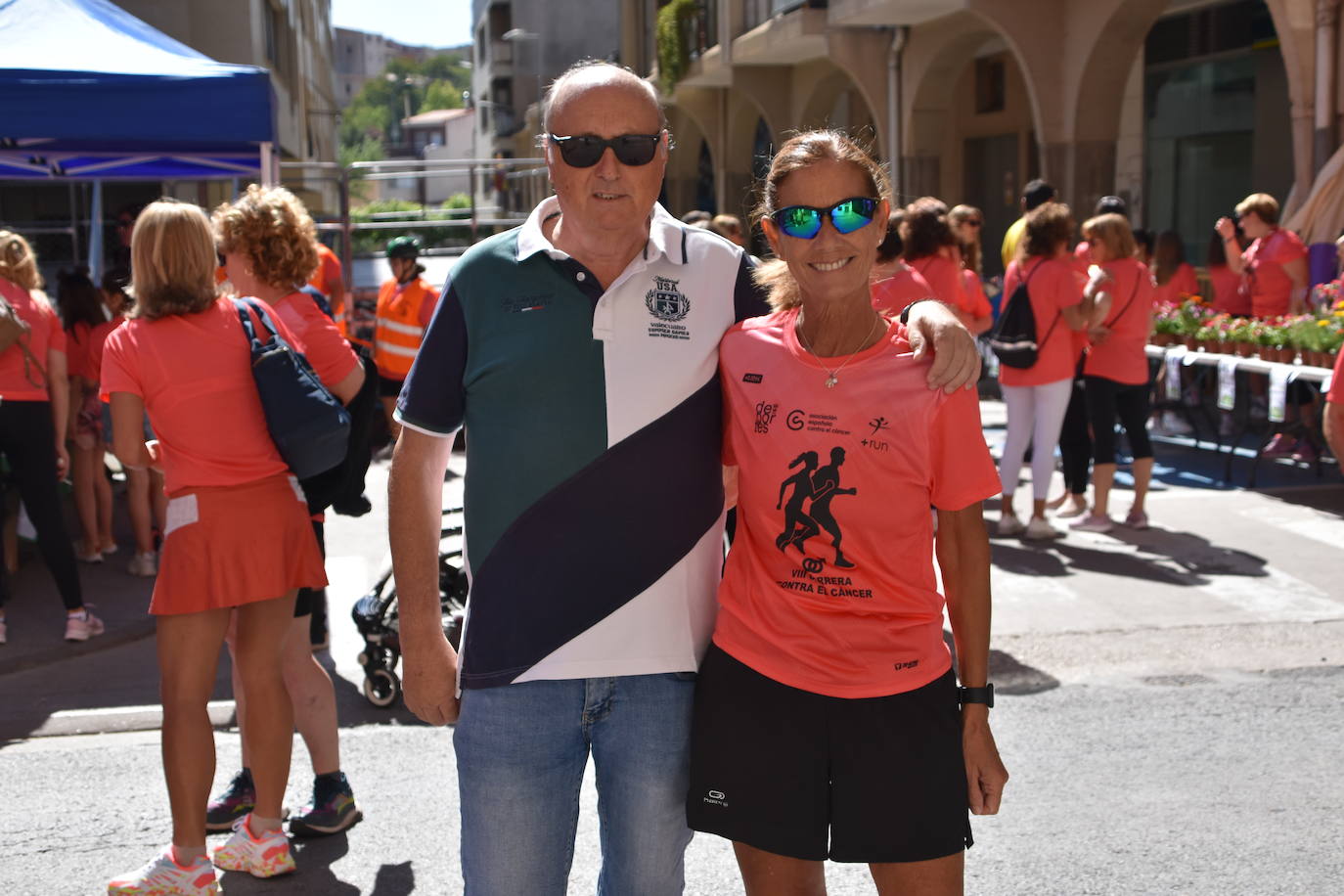 Deporte en la calle y VIII carrera a favor de la AECC en Autol