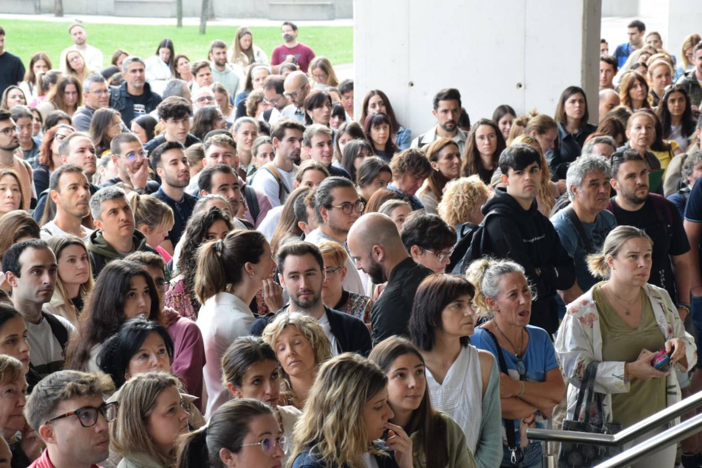 Cientos de aspirantes, en las oposiciones de Educación