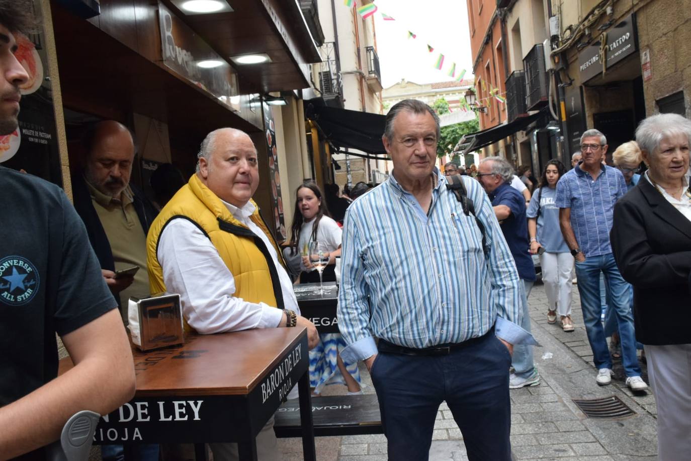 La calle San Juan ya está de fiesta