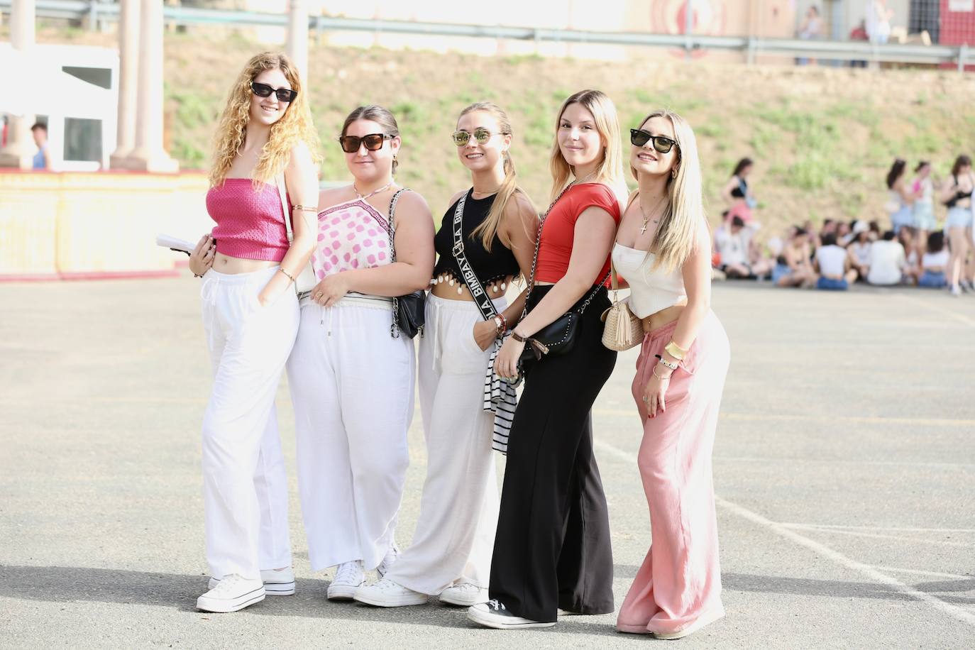 Inauguración de Holika con Raul Clyde como sorpresa