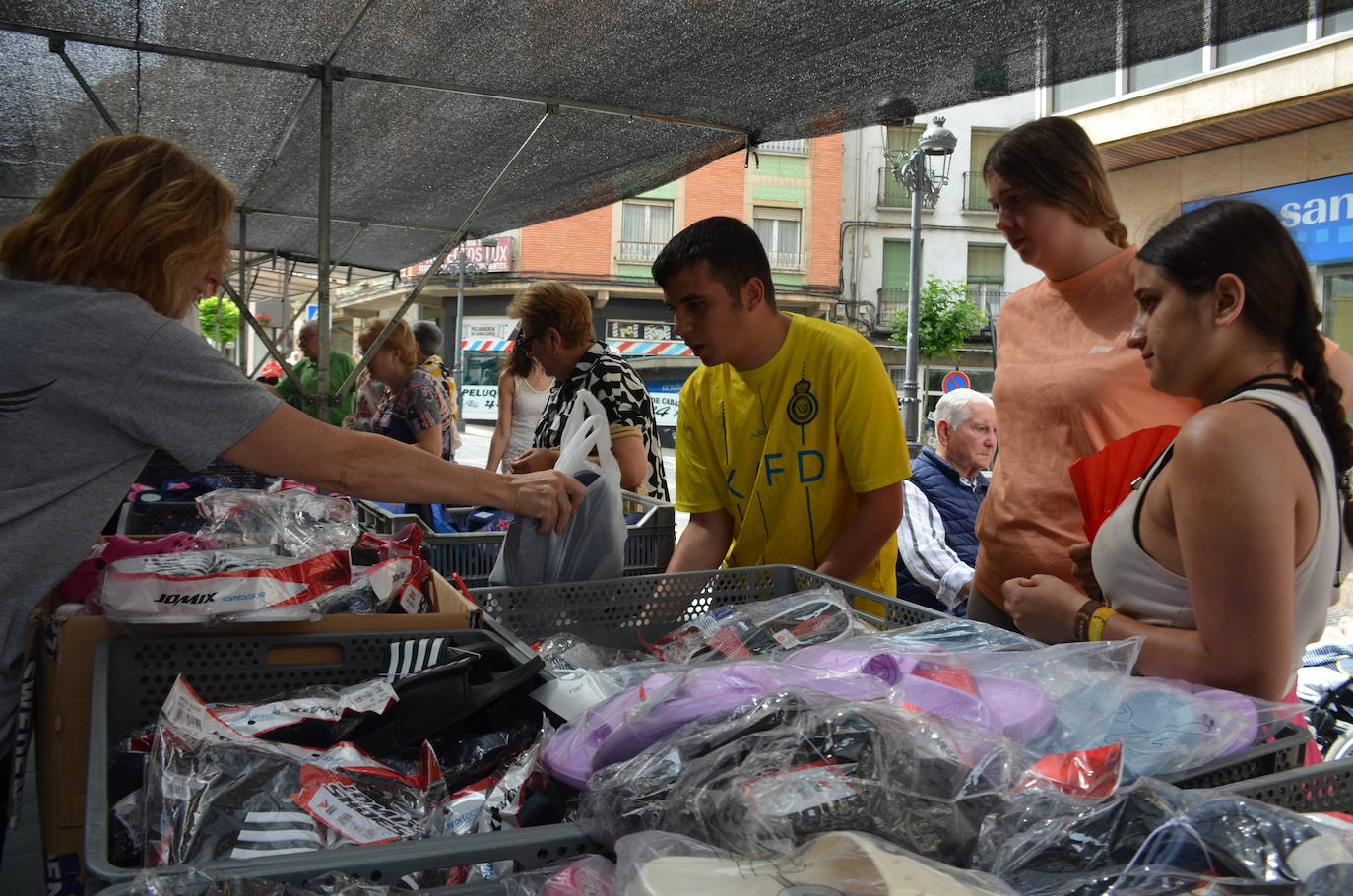 Los &#039;holikers&#039; toman las calles de Calahorra