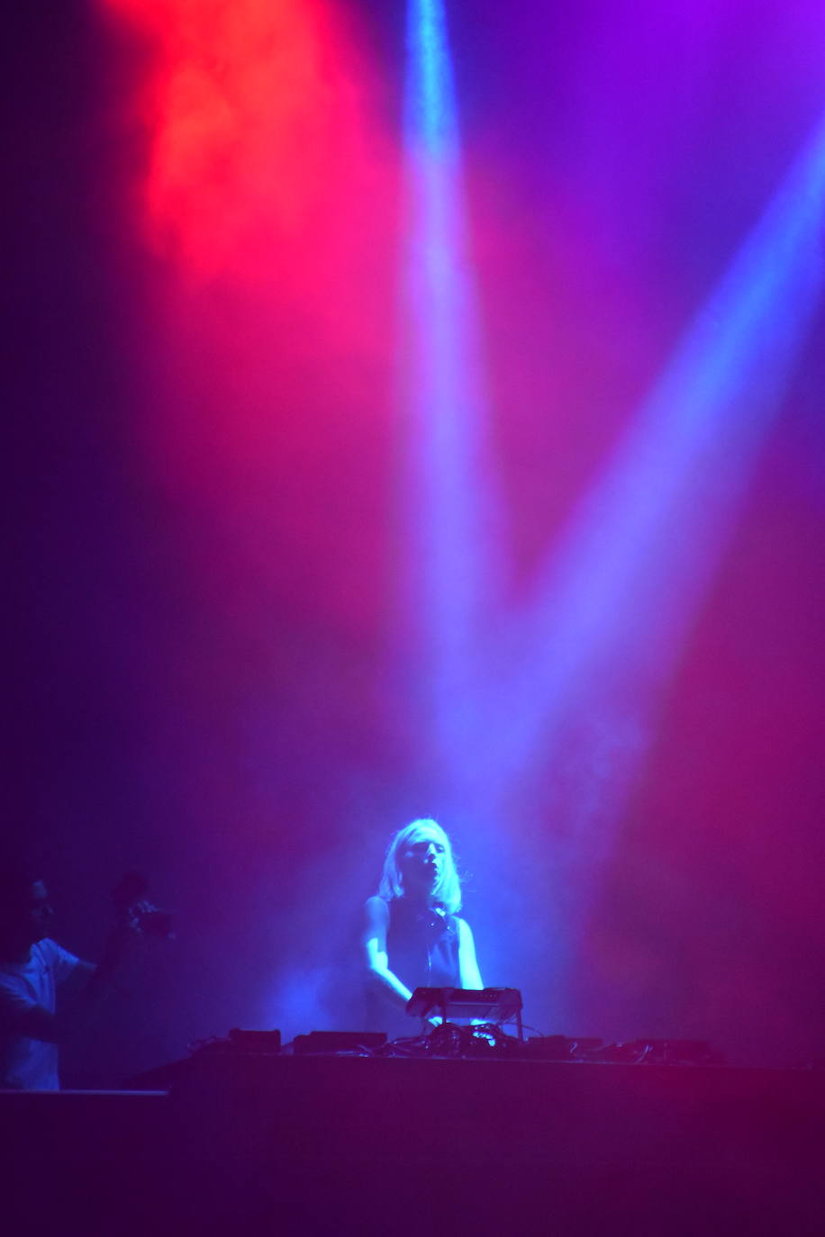 Las imágenes de los conciertos de Paopao, Álvaro Díaz y Myke Towers