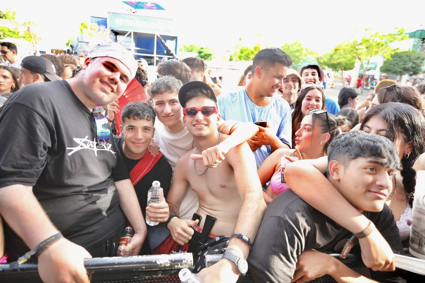 Calor y buen ambiente en Holika el viernes por la tarde