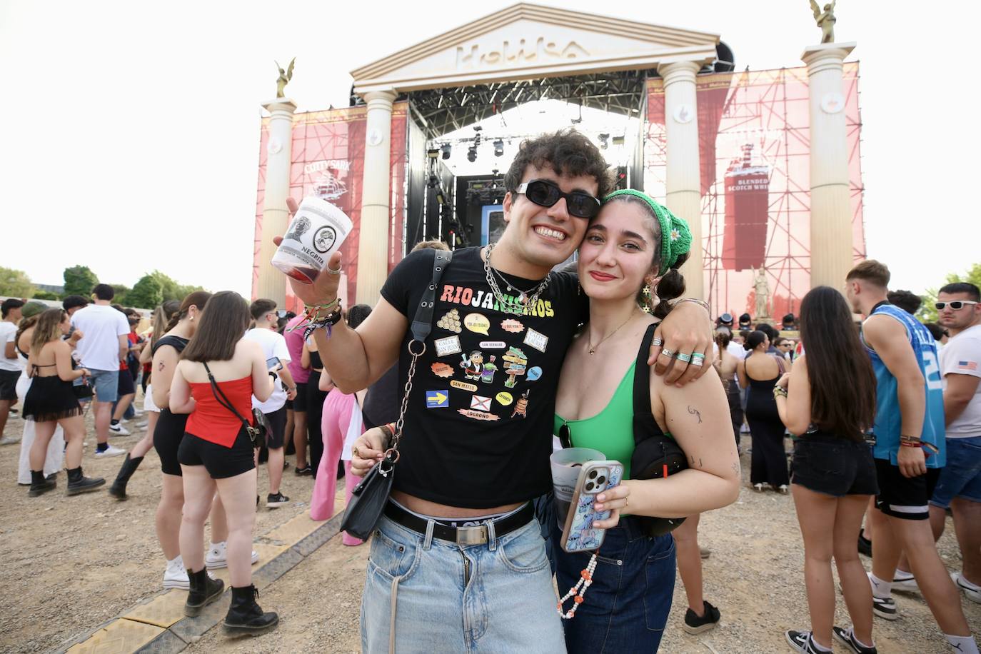 Calor y buen ambiente en Holika el viernes por la tarde