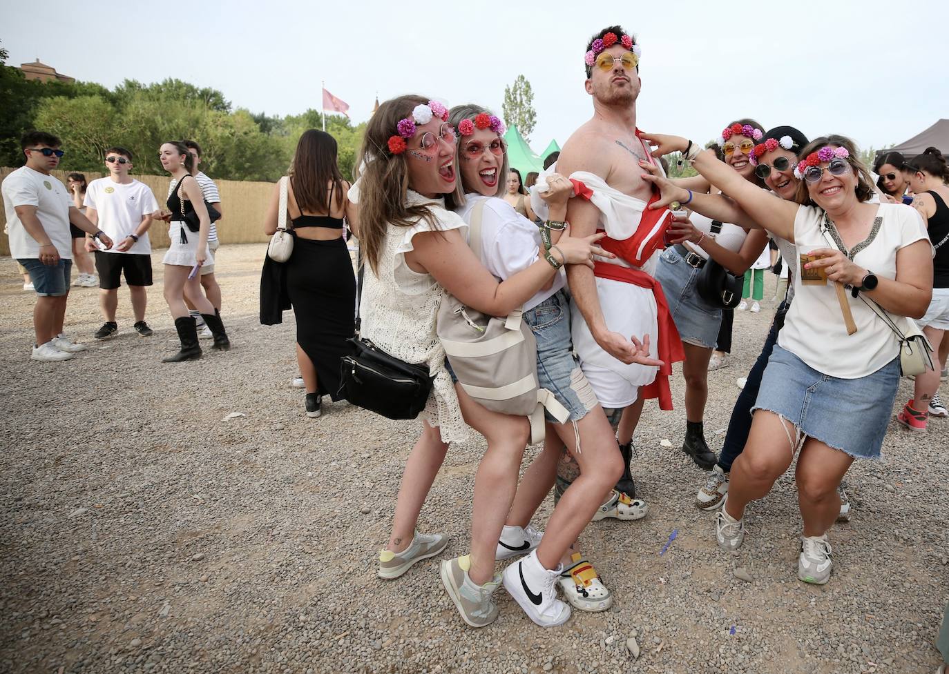Calor y buen ambiente en Holika el viernes por la tarde